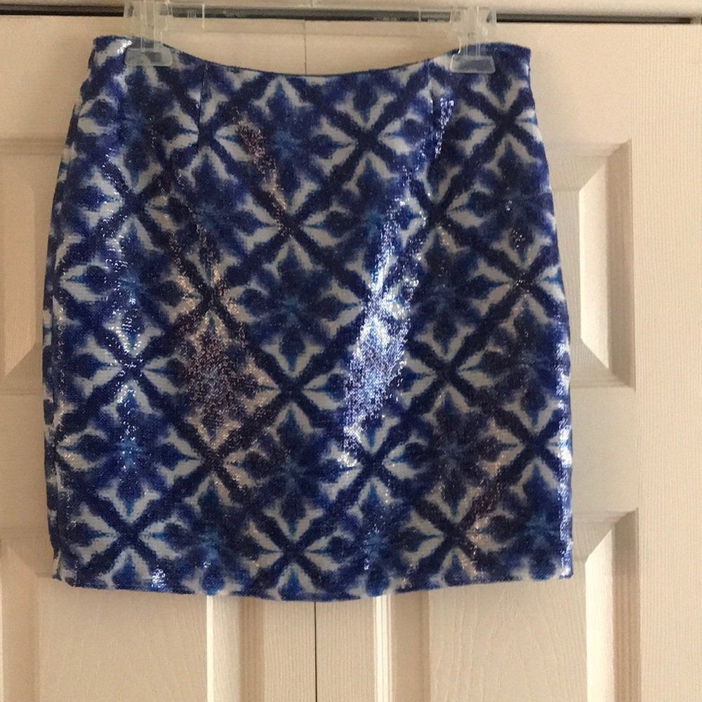 Shimmery short skirt